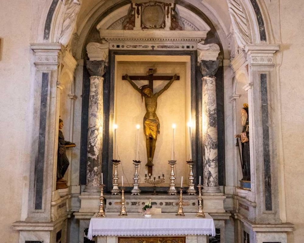 crocifisso chiesa di san lorenzo a colle di buggiano